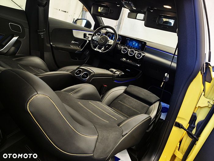 Mercedes-Benz CLA - 41