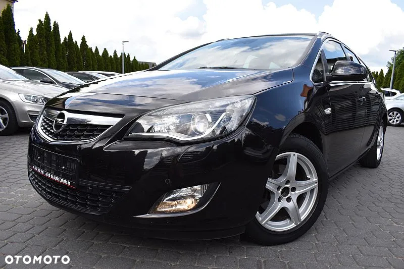 Opel Astra IV 1.4 T Cosmo - 2