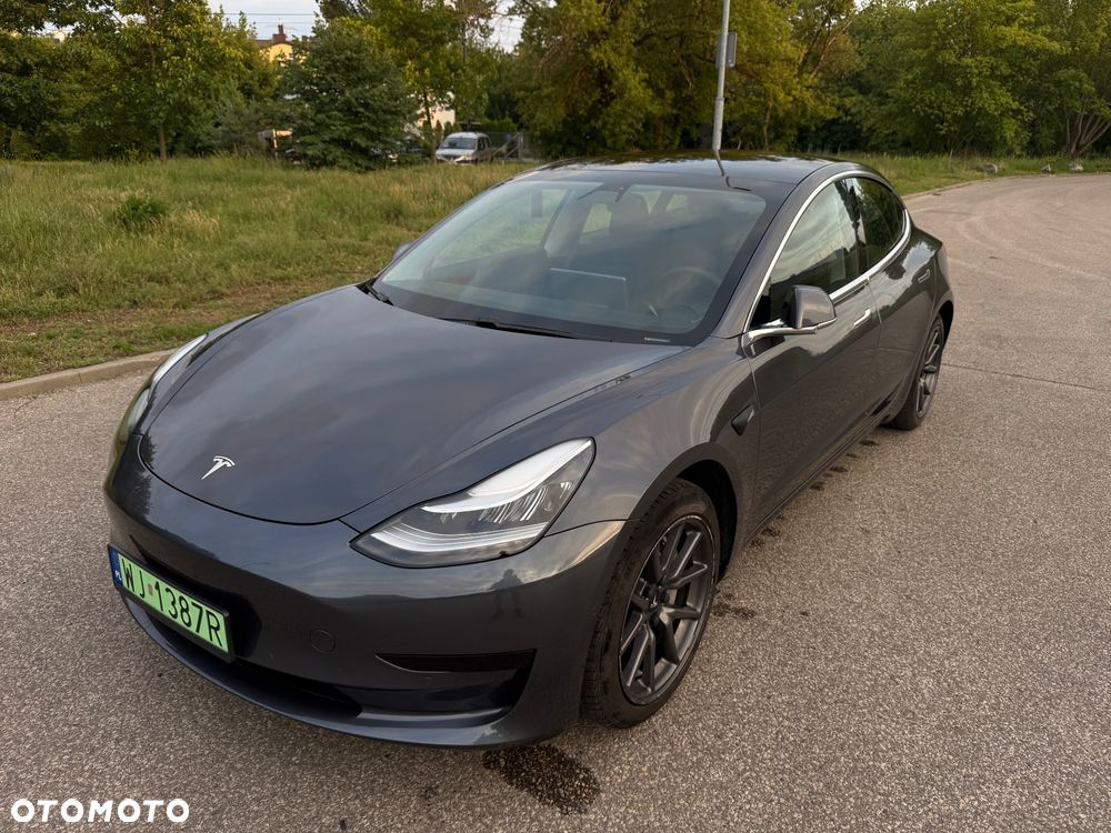 Tesla Model 3 Standard Range Plus - 1