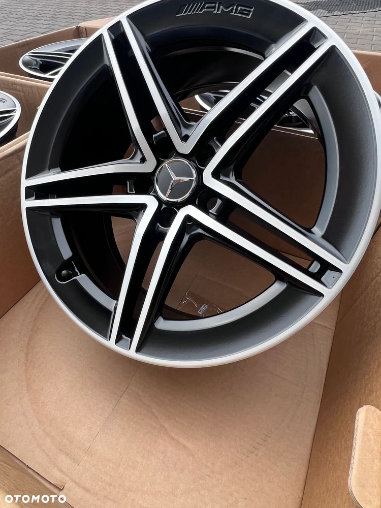 Oryginalne Felgi Mercedes C63 W205 A205  19'' AMG - 10