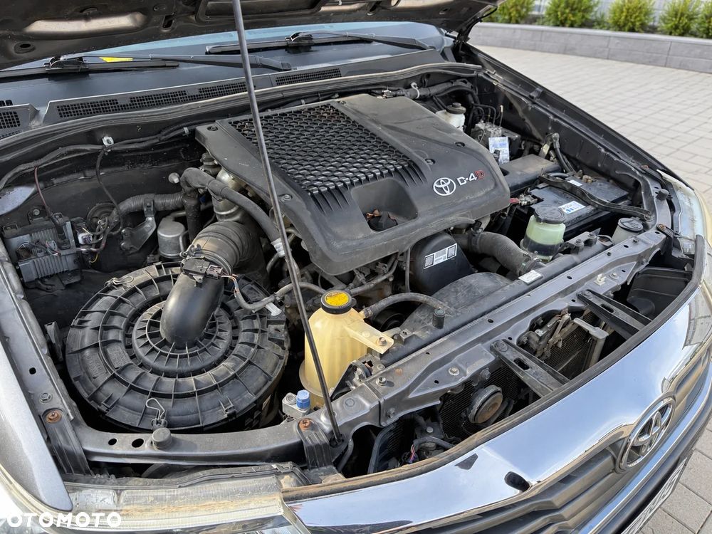 Toyota Hilux 2015 photo 3