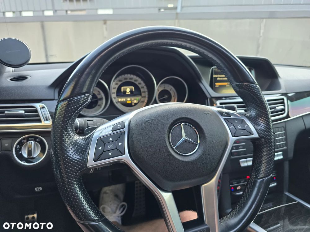 Mercedes-Benz Klasa E 350 BlueTEC 4Matic 7G-TRONIC - 14
