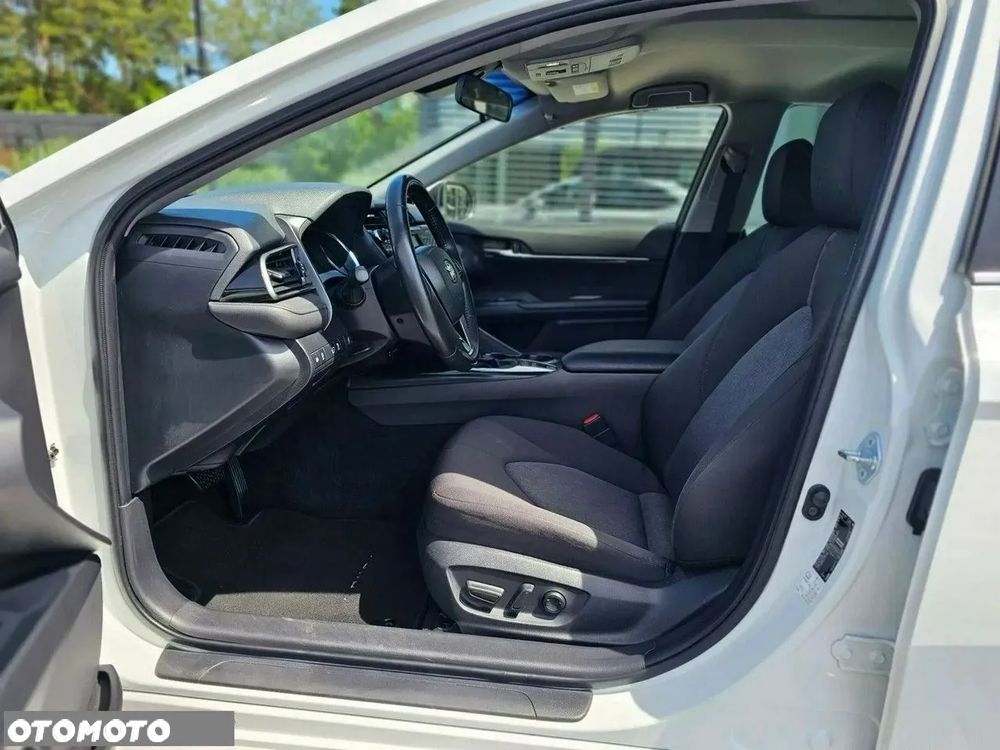 Toyota Camry 2.5 Hybrid Prestige CVT - 27
