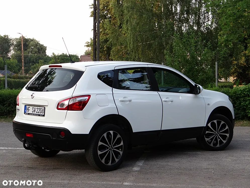Nissan Qashqai 2.0 lounge - 16