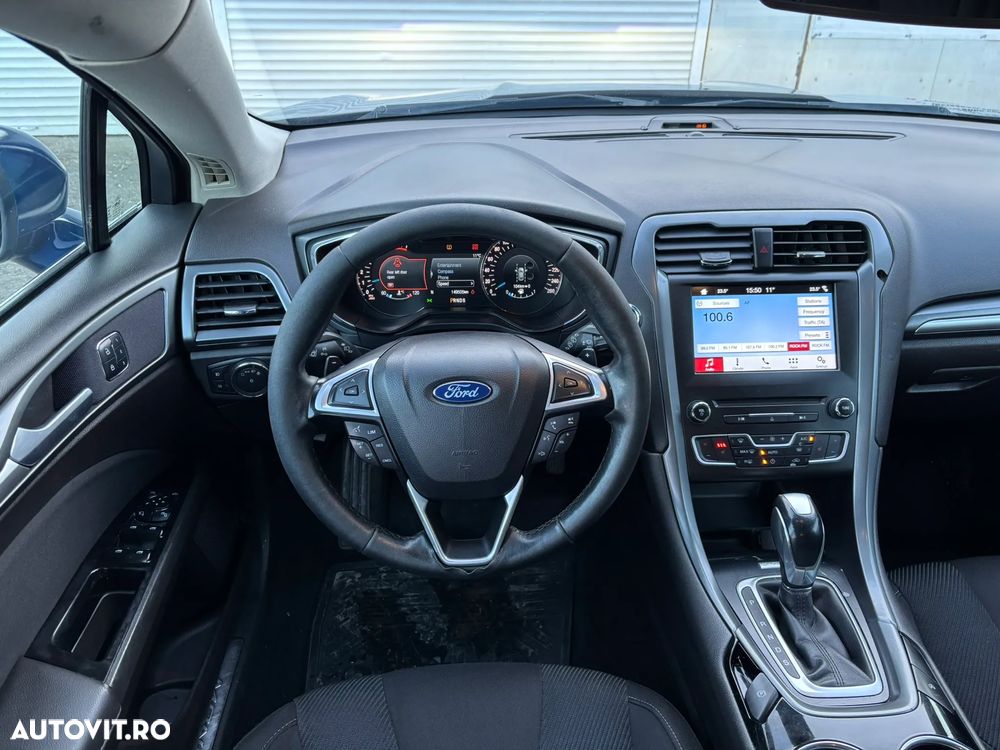 Ford Mondeo 2.0 EcoBoost Titanium - 3