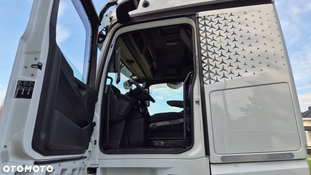 Mercedes-Benz MERCEDES-BENZ///ACTROS/// BIG SPACE///2022///BDF/// NOWY///NIE UŻYWANY/// JEDYNE 12 TYŚ KM///SALONKA/// KAMERY///VIRTUAL COCPIT///FULL LED///STAN JAK NOWY. - 15