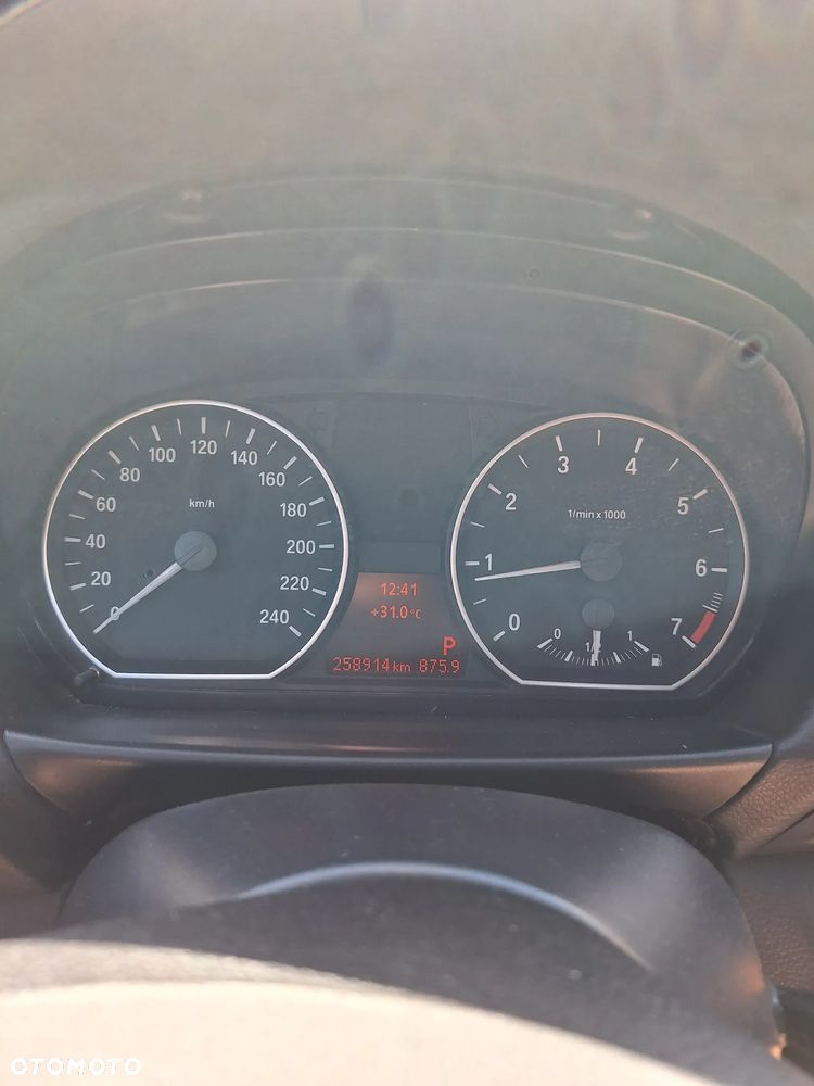 BMW Seria 1 - 2