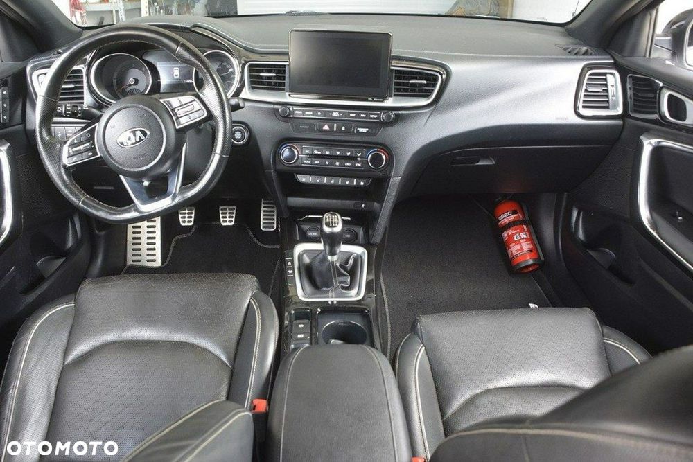 Kia ProCeed 1.6 CRDi SCR GT LINE - 12