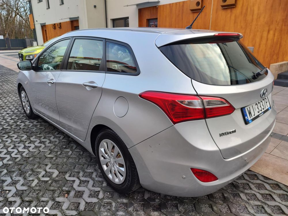 Hyundai i30 1.6 CRDi Classic + - 4