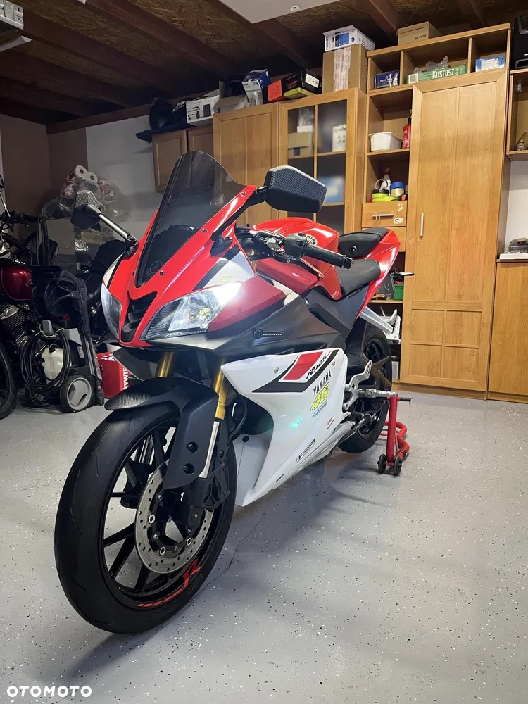 Yamaha YZF - 2