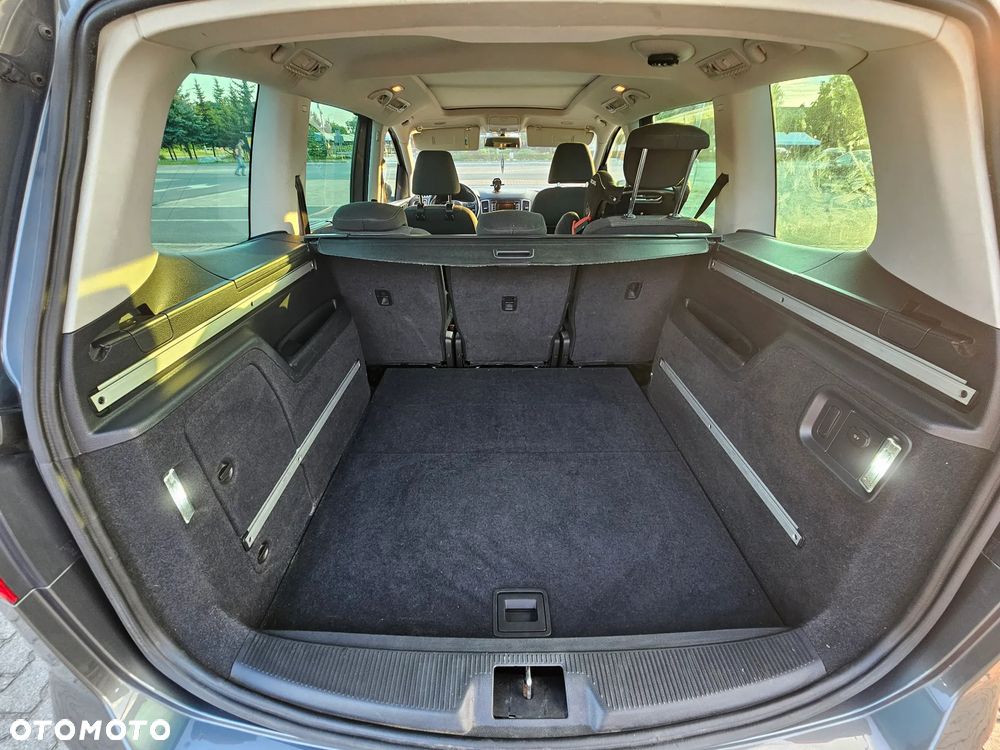 Volkswagen Sharan 2.0 TDI Comfortline - 28