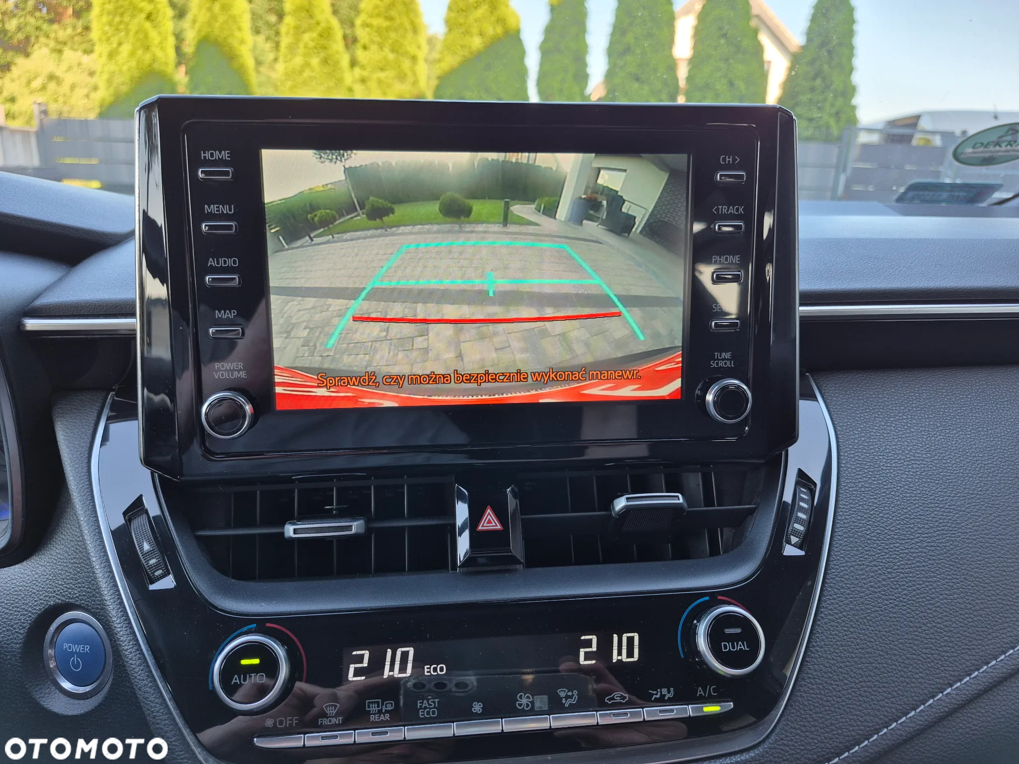Toyota Corolla 2.0 Hybrid Comfort - 11