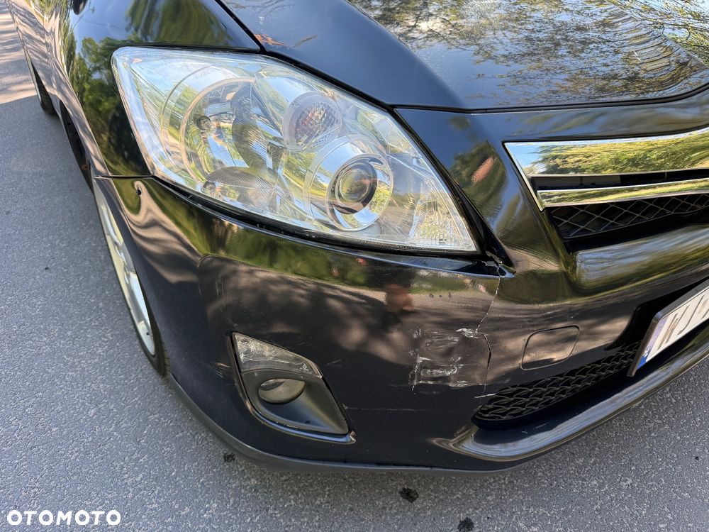 Toyota Auris 1.8 HSD Luna - 24