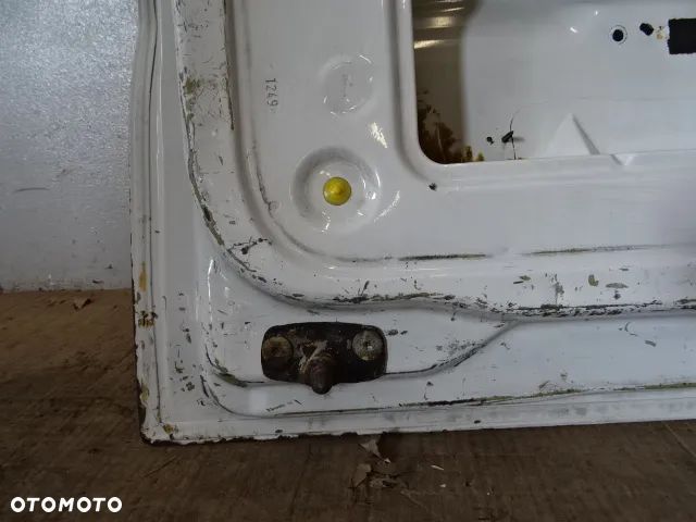 DRZWI SKRZYDŁO LEWY TYŁ LEWE TYLNE RENAULT TRAFIC II LAK:0D31 NR1615 - 16