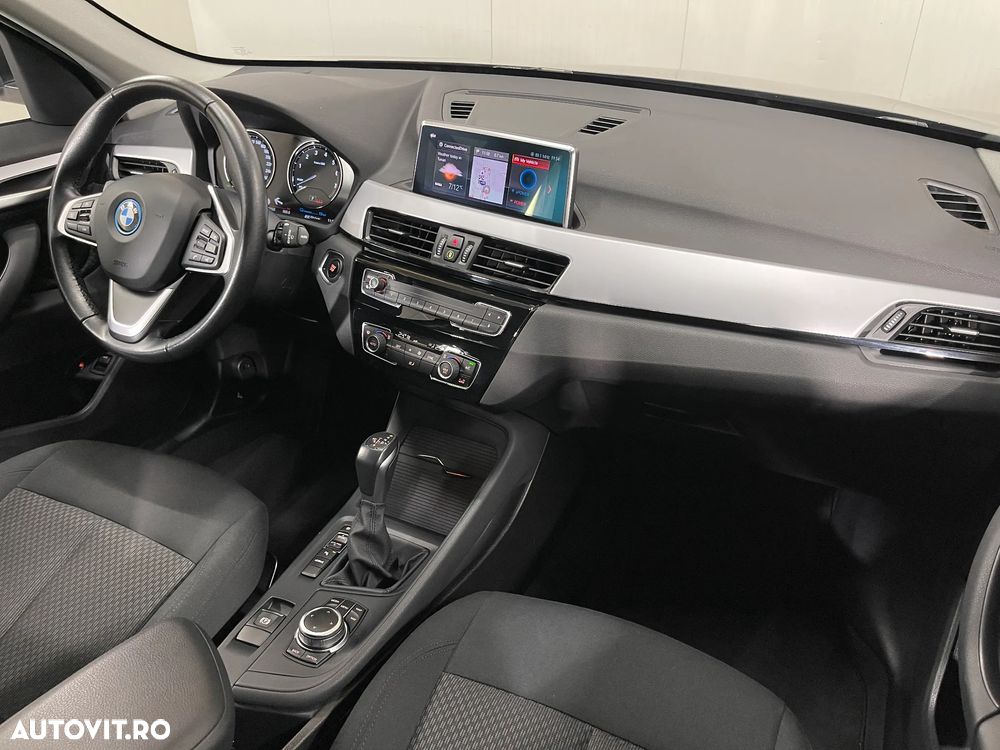 BMW X1 xDrive25e AT PHEV - 8