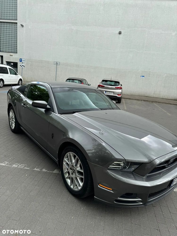 Ford Mustang 3.7 V6 Premium - 9