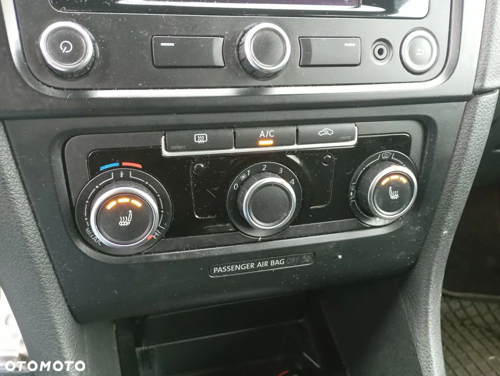 Volkswagen Golf - 13