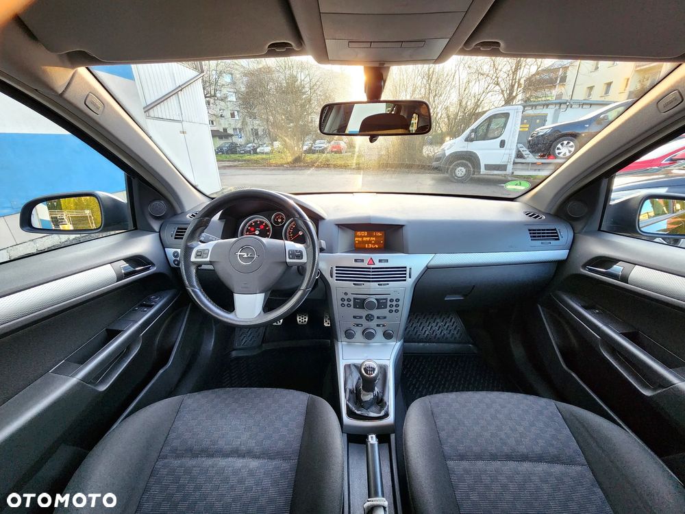 Opel Astra - 8