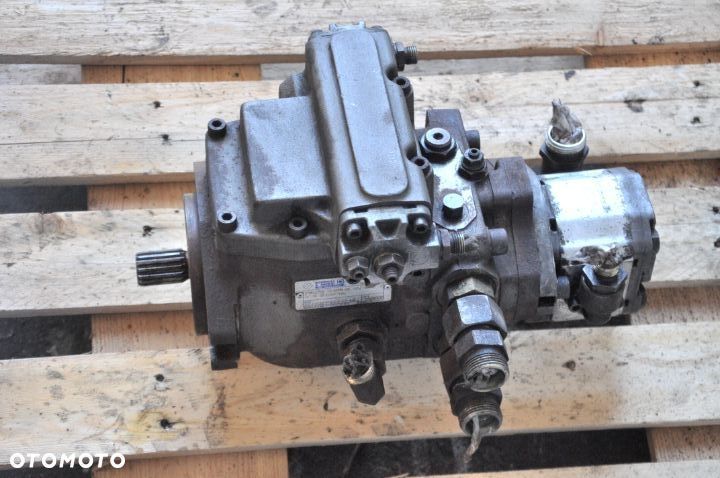 POMA JAZDY HYDRAULICZNA M4PV50-45 /  5A R3BR-0G - 1