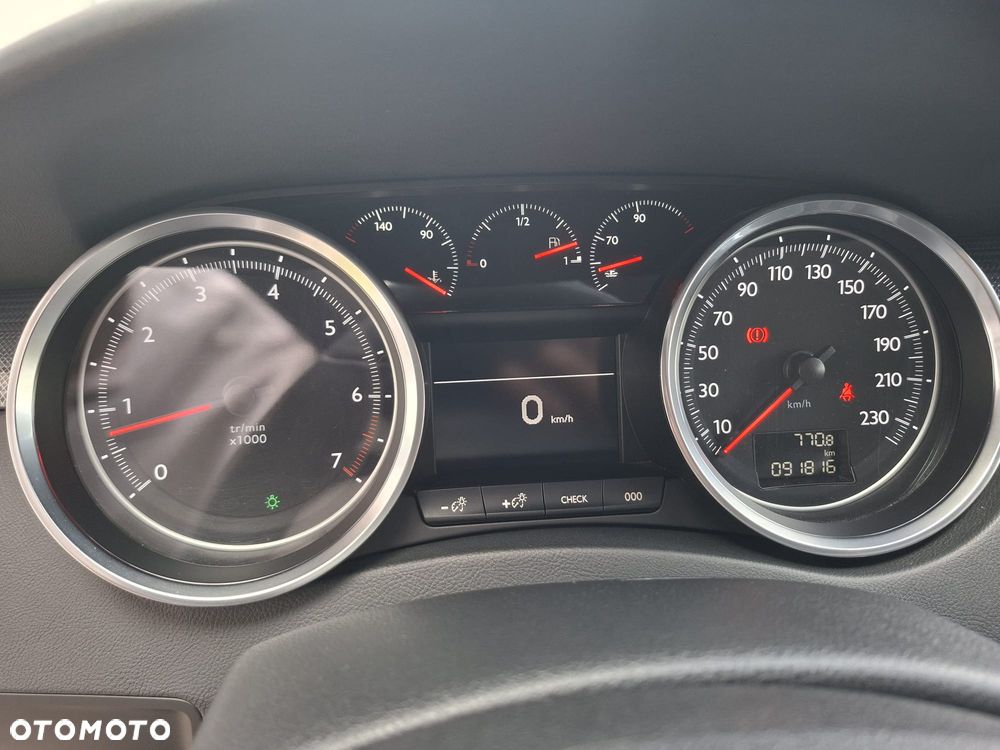 Peugeot 508 1.6 T Active - 14