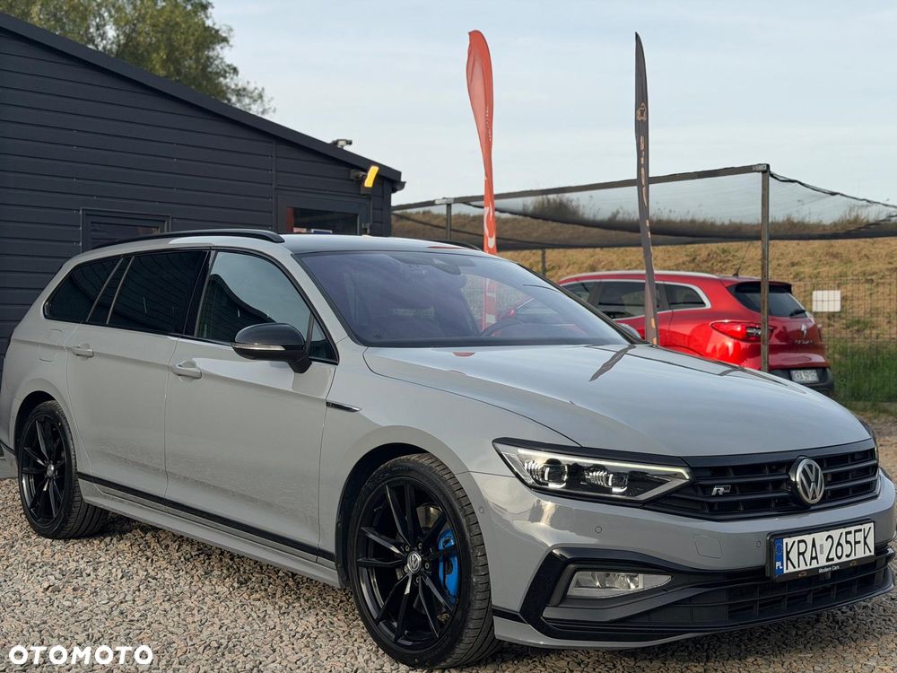 Volkswagen Passat 2.0 TDI SCR 4Motion DSG Elegance - 13