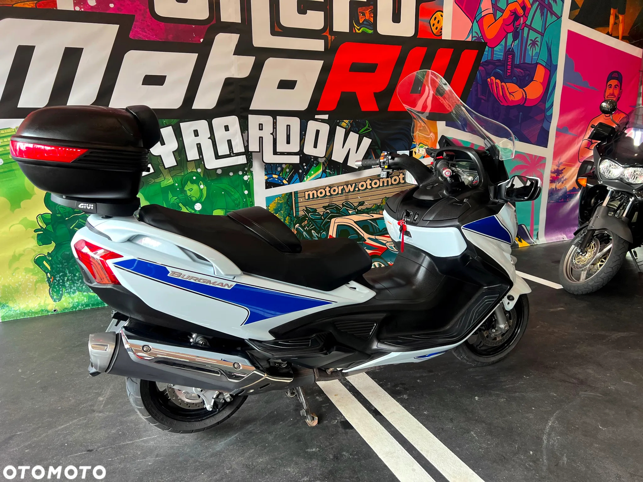 Suzuki Burgman - 6