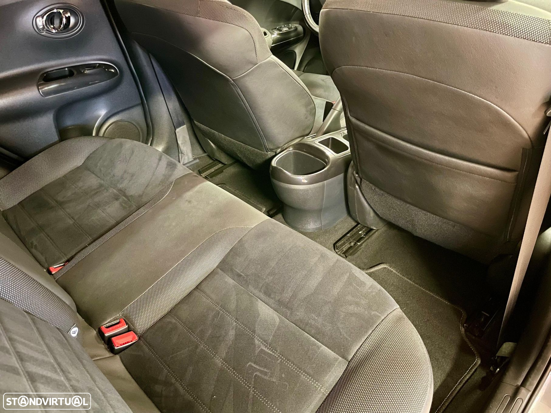 Nissan Juke 1.5 dCi N-Connecta - 34