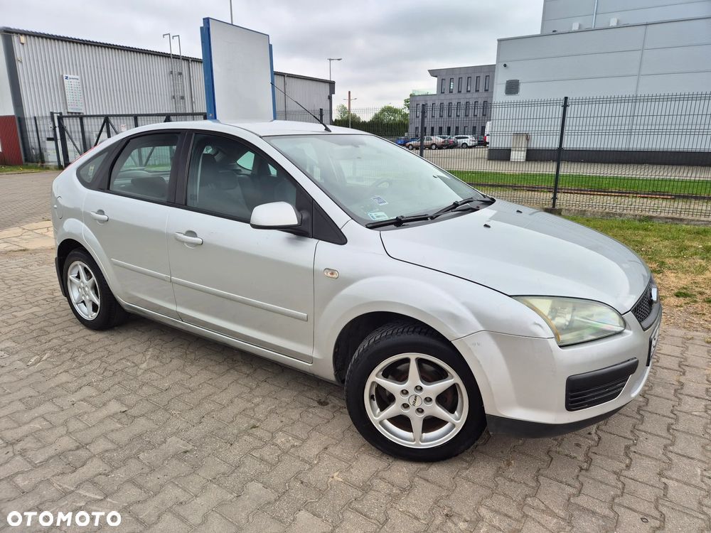 Ford Focus 1.6 TDCi Ambiente - 4