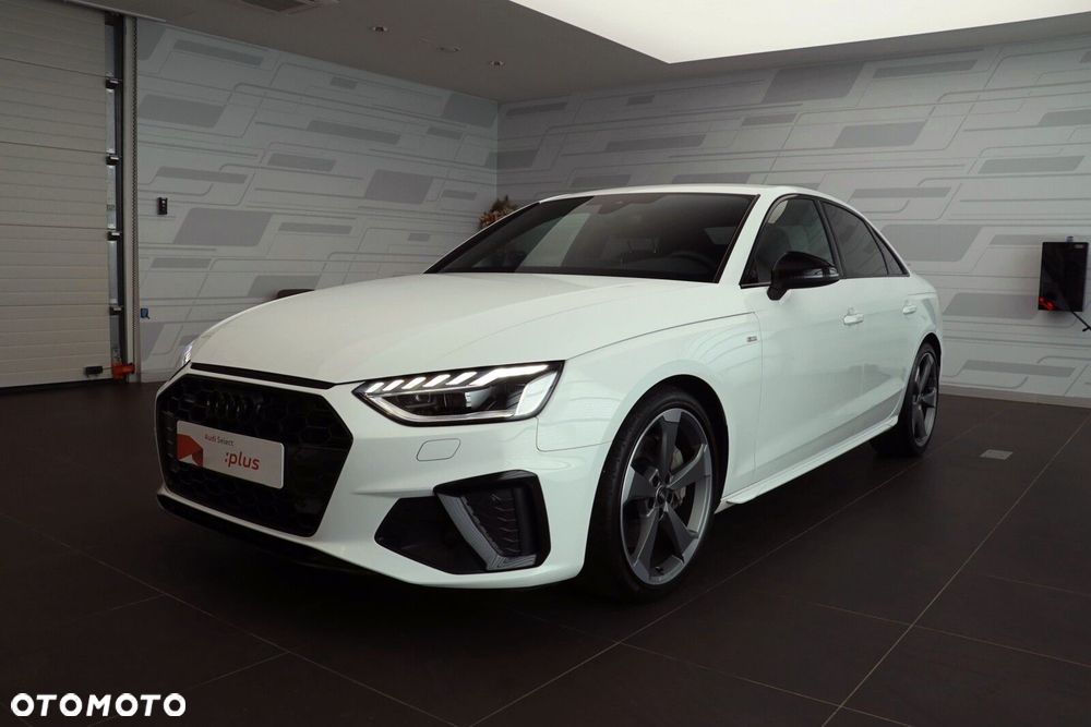 Audi A4 Limousine - 1