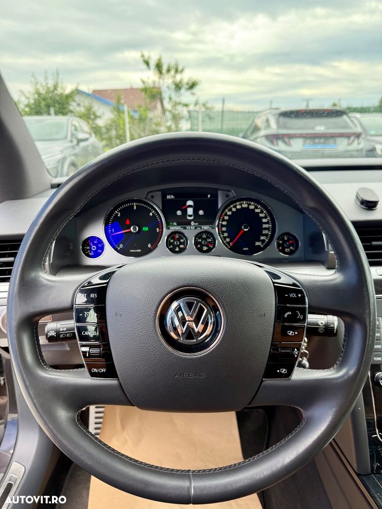 Volkswagen Phaeton 3.0 V6 TDI DPF 4MOTION Tiptronic - 11