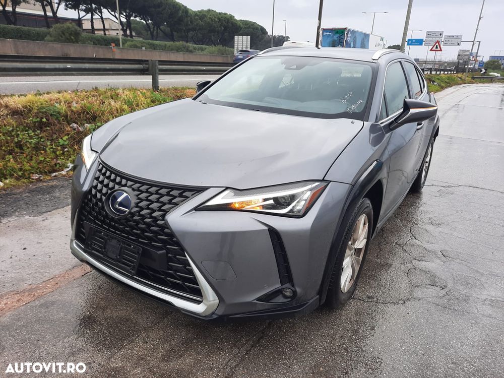 Lexus UX - 1