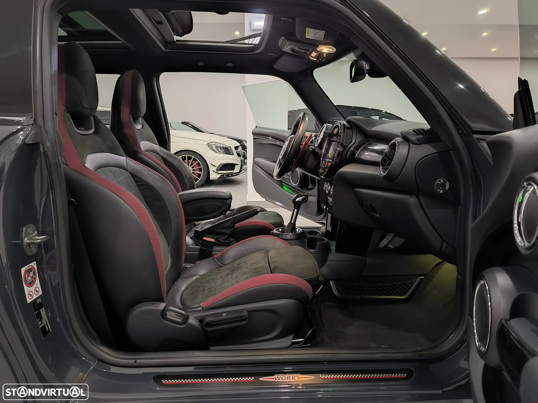 MINI 3 Portas John Cooper Works Sport Aut. - 28
