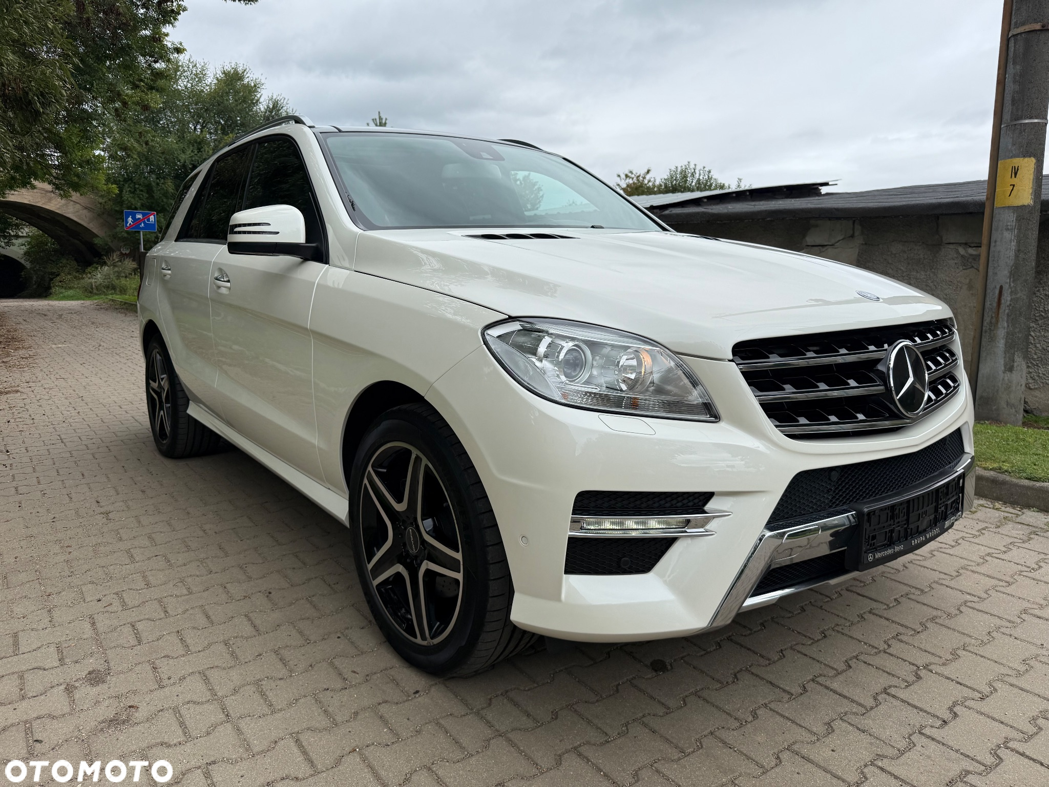 Mercedes-Benz ML 350 BlueTEC 4MATIC 7G-TRONIC - 18