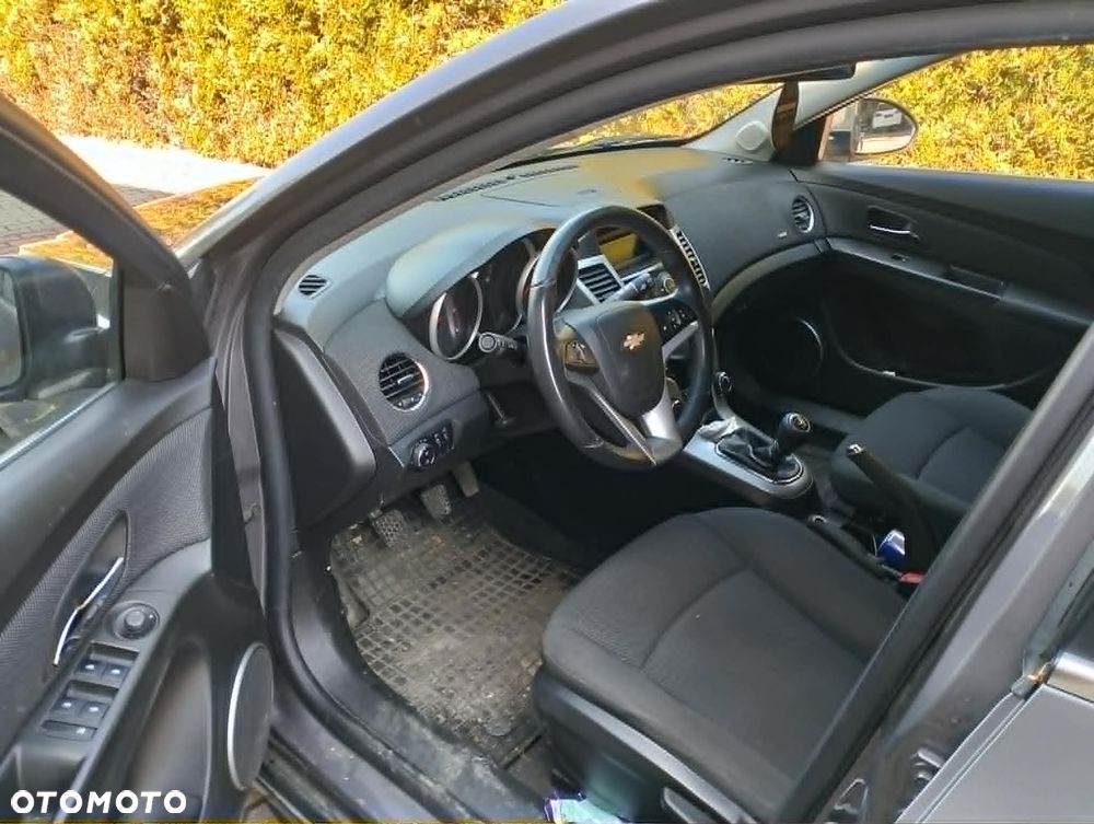 Chevrolet Cruze 2.0 VDCi LS - 6