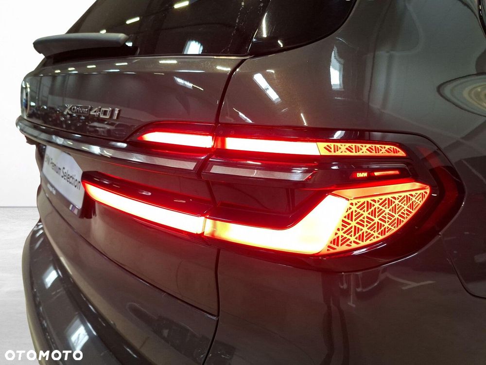 BMW X7 - 21