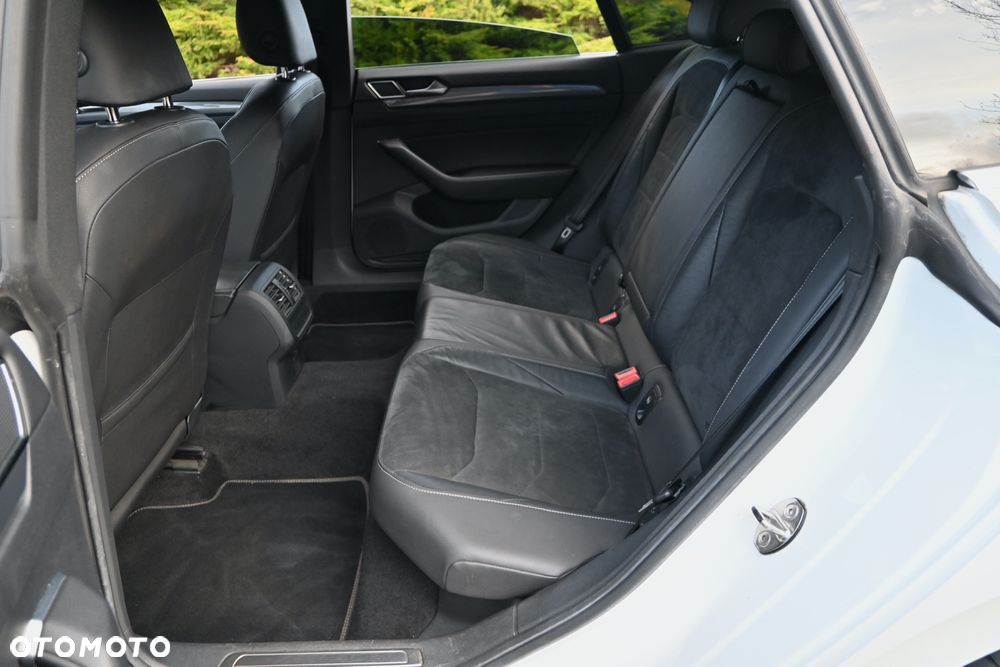 Volkswagen Arteon 2.0 TSI DSG R-Line Edition - 26