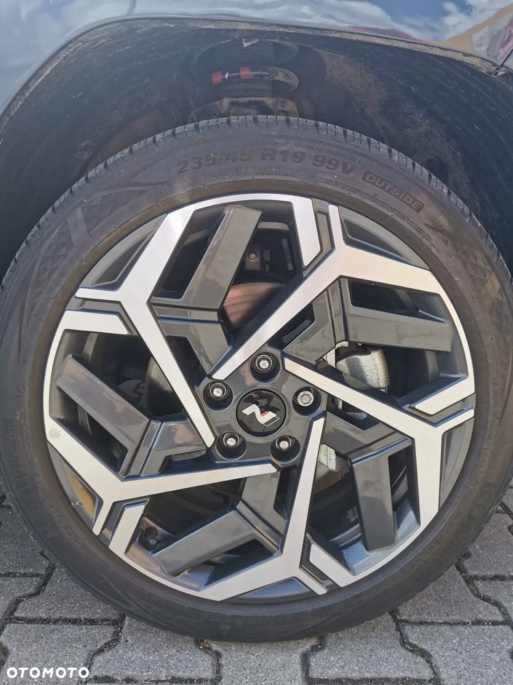 Hyundai Kona - 5