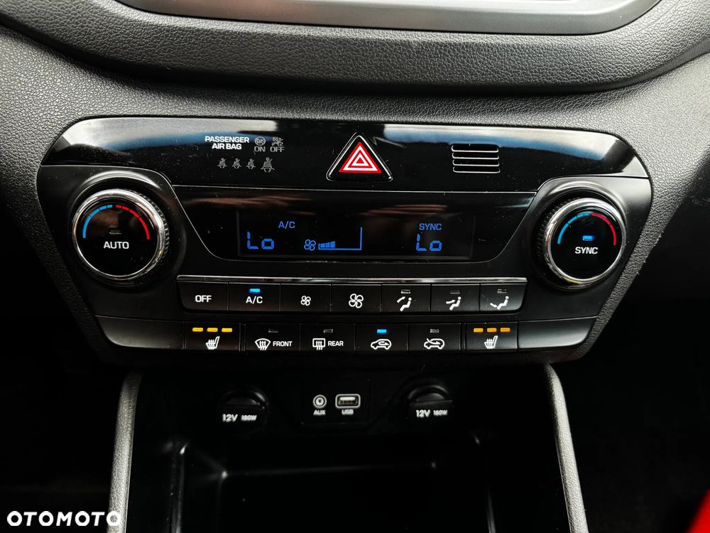 Hyundai Tucson 1.7 CRDI BlueDrive Style 2WD - 16
