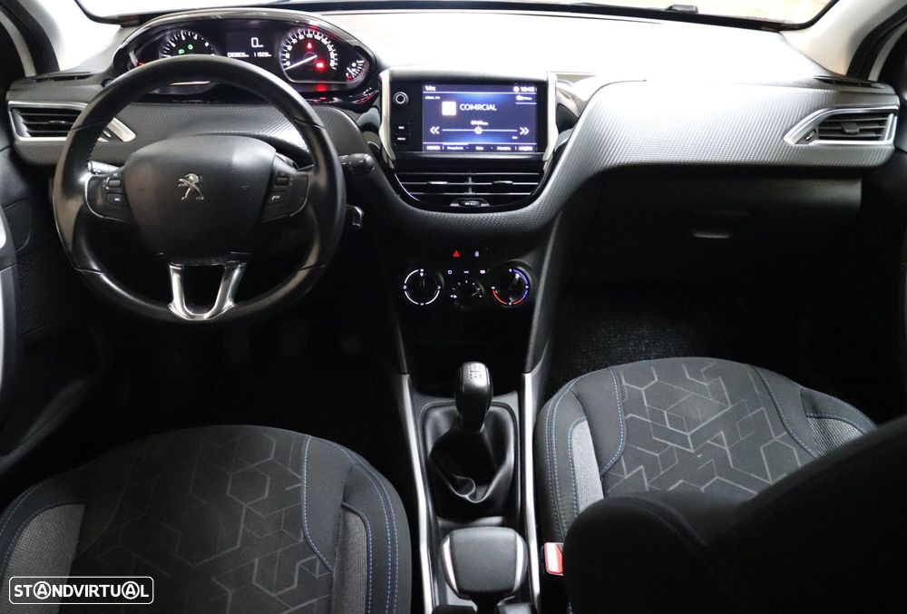 Peugeot 2008 1.2 PureTech Style - 29