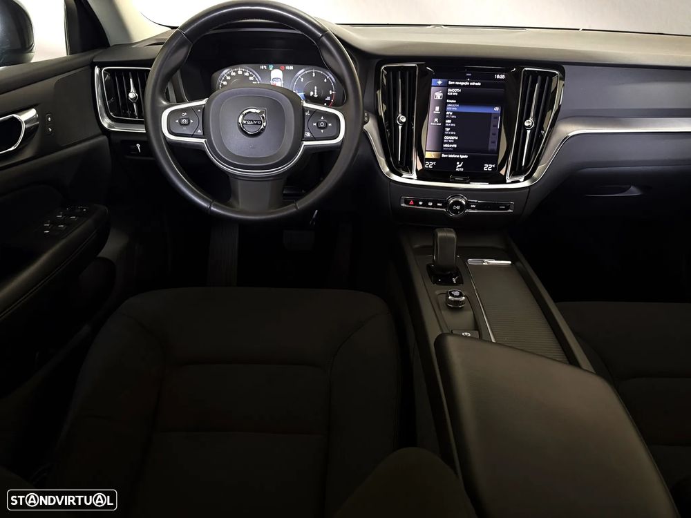 Volvo V60 2.0 B4 Momentum Geartronic - 10