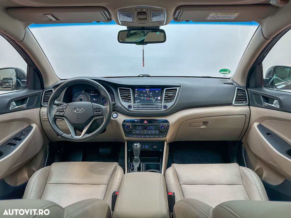 Hyundai Tucson blue 1.7 CRDi 2WD DCT Premium - 11