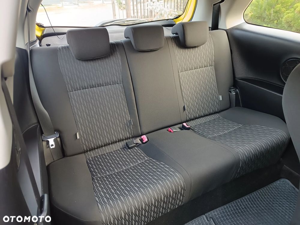 Toyota Yaris 1.0 Active - 31