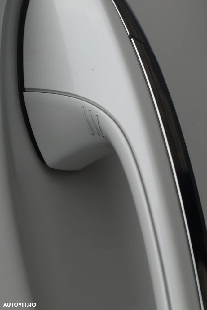 BMW Seria 5 520d xDrive Touring Aut. Luxury Line - 31