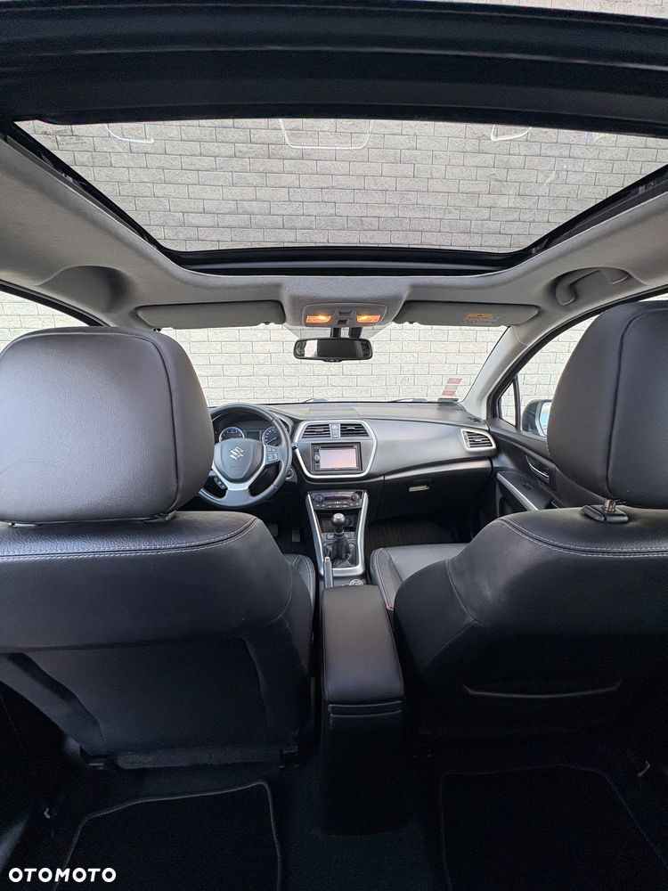 Suzuki SX4 S-Cross 1.6 Comfort - 18