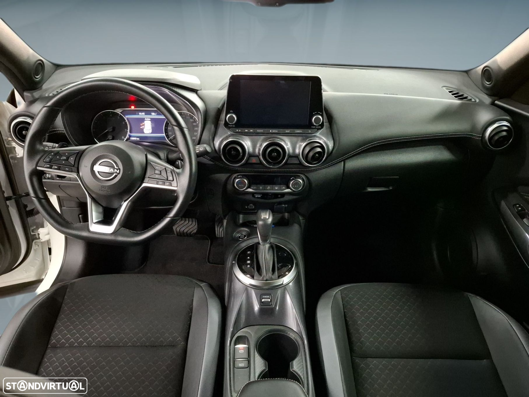 Nissan Juke 1.0 DIG-T N-Connecta NAV. DCT - 12