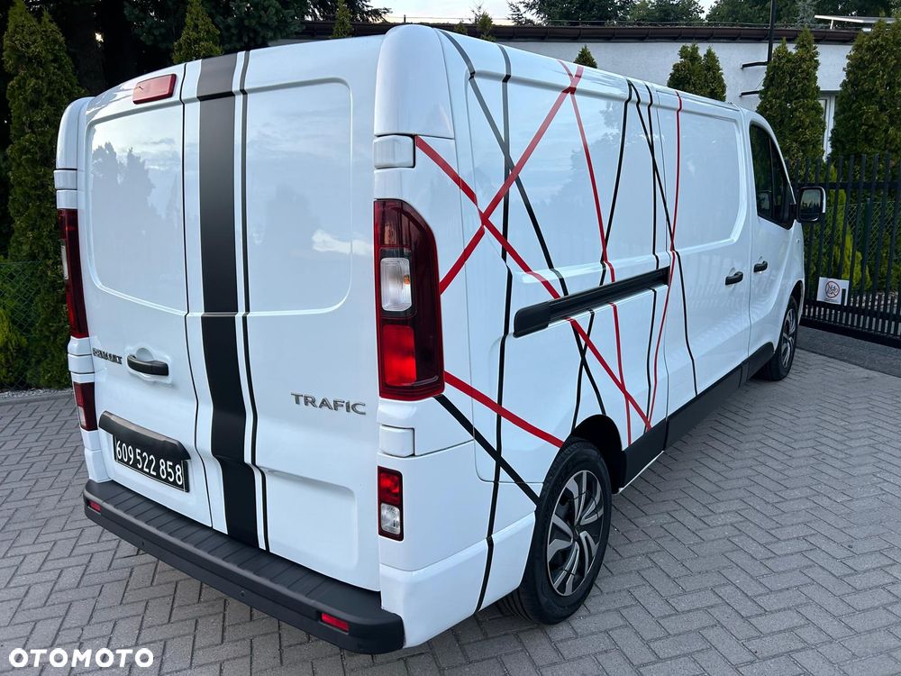Renault Trafic - 26