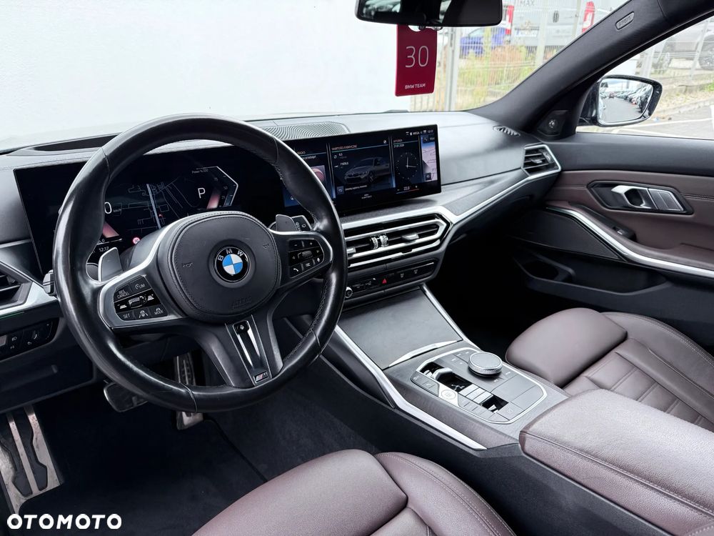 BMW Seria 3 330d xDrive M Sport - 31