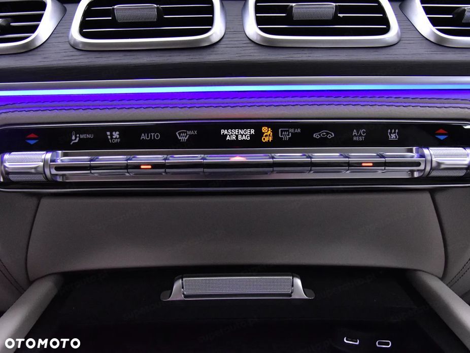 Mercedes-Benz GLE - 9