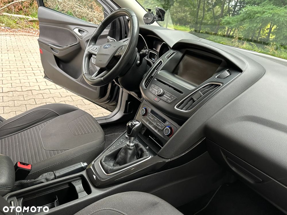 Ford Focus 1.0 EcoBoost Titanium ASS - 14