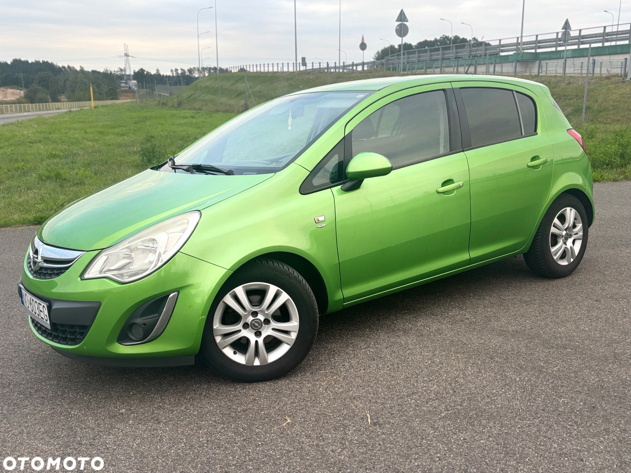 Opel Corsa 1.4 16V Satellite - 9